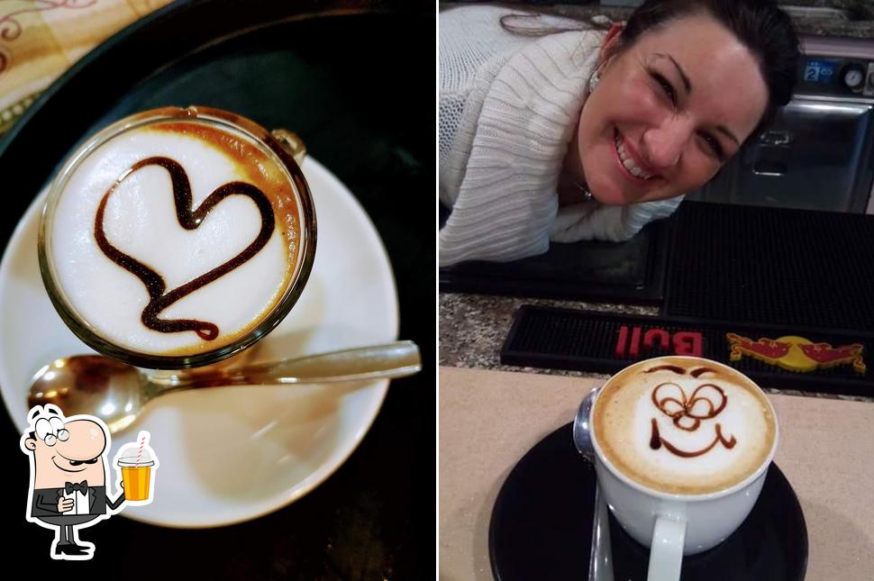 Goditi un drink a Butterfly Cafe'