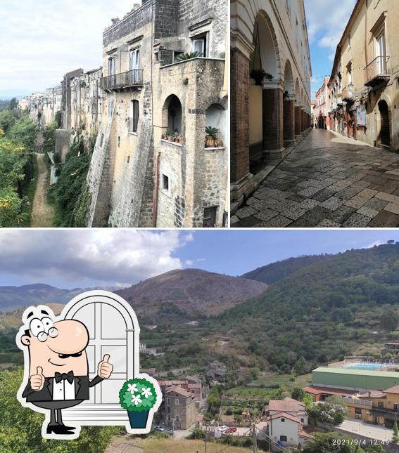 Gli esterni di Antica Osteria Zi' Pauluccio