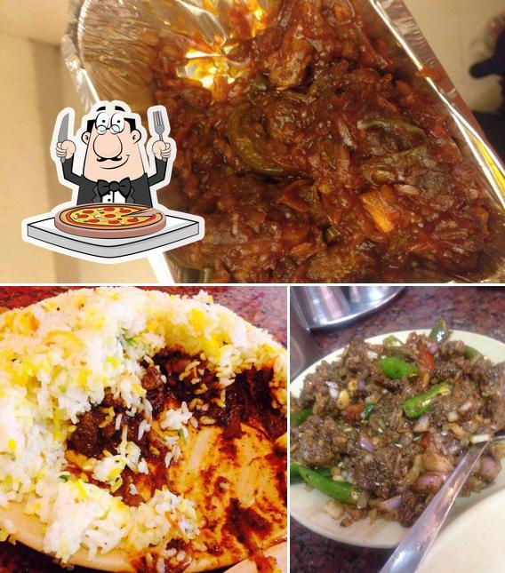 Pick pizza at Kottaram