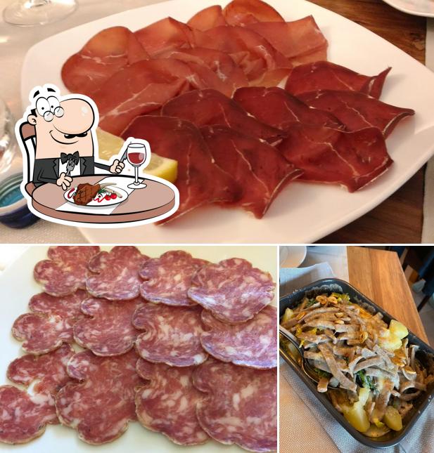 Prenditi i piatti di carne a Ristorante La Darsena