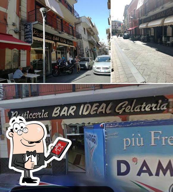 Bar Ideal