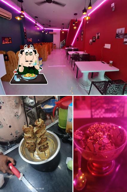 Among different things one can find food and interior at CHAAPIZZA RESTAURANT