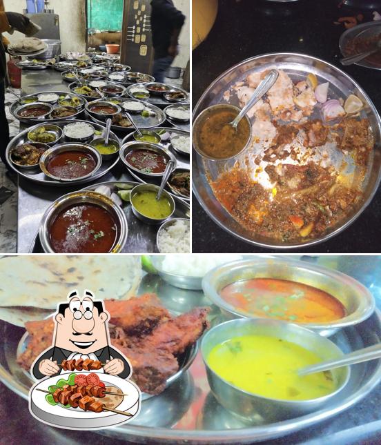Food at Hotel jay bhavani machhi khanaval, bhigvan