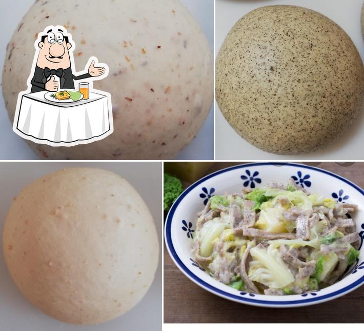 Platti al Pizzeria Aurora Asporto Kebab e Panini di Suriano Massimiliano