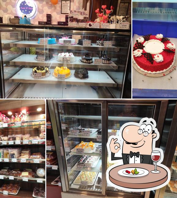 Food at Taste 'N' Bite - Kolkata's Best Cakes and Pastries