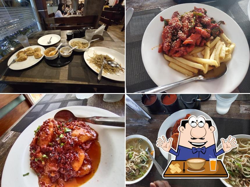 Meals at Cafe Momo