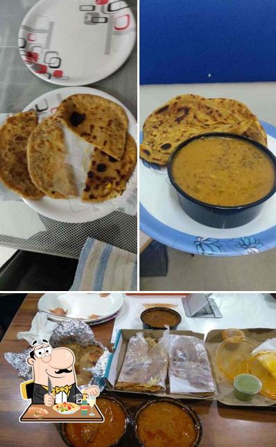 Food at Oye Kiddan