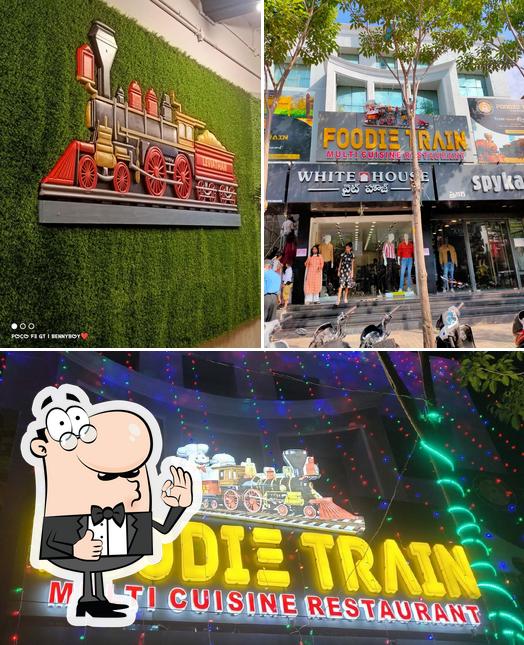 Here's a picture of Foodie train restaurant