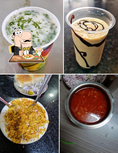 Pad thai at Hotel Nisarg Misal House