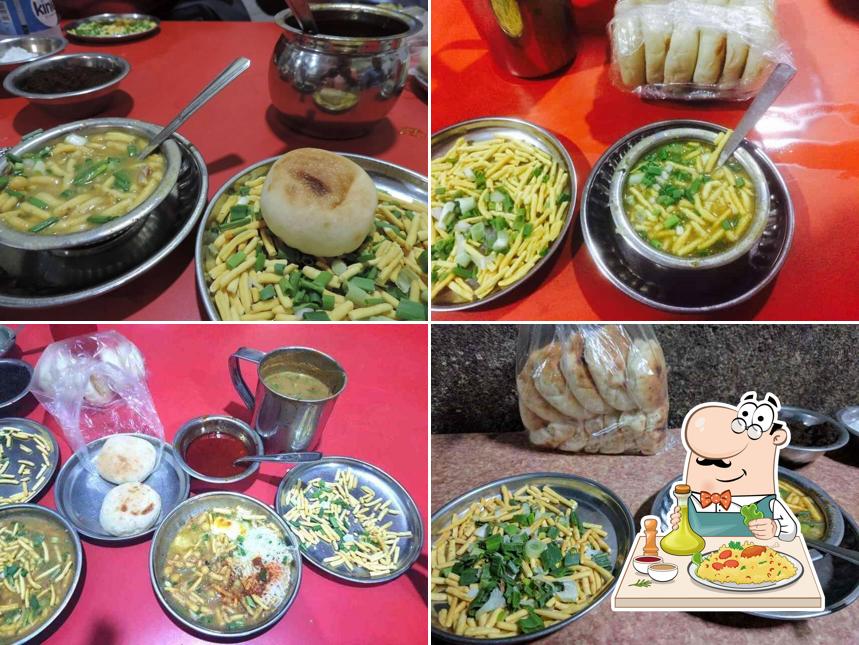 Meals at Jay Mahakali Sev Usal KIRTISTAMBH