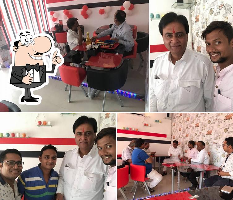AD's Cafe आहारम