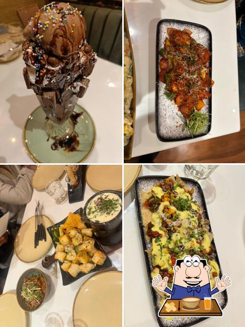 Food at The Food Town (Khadakpada)