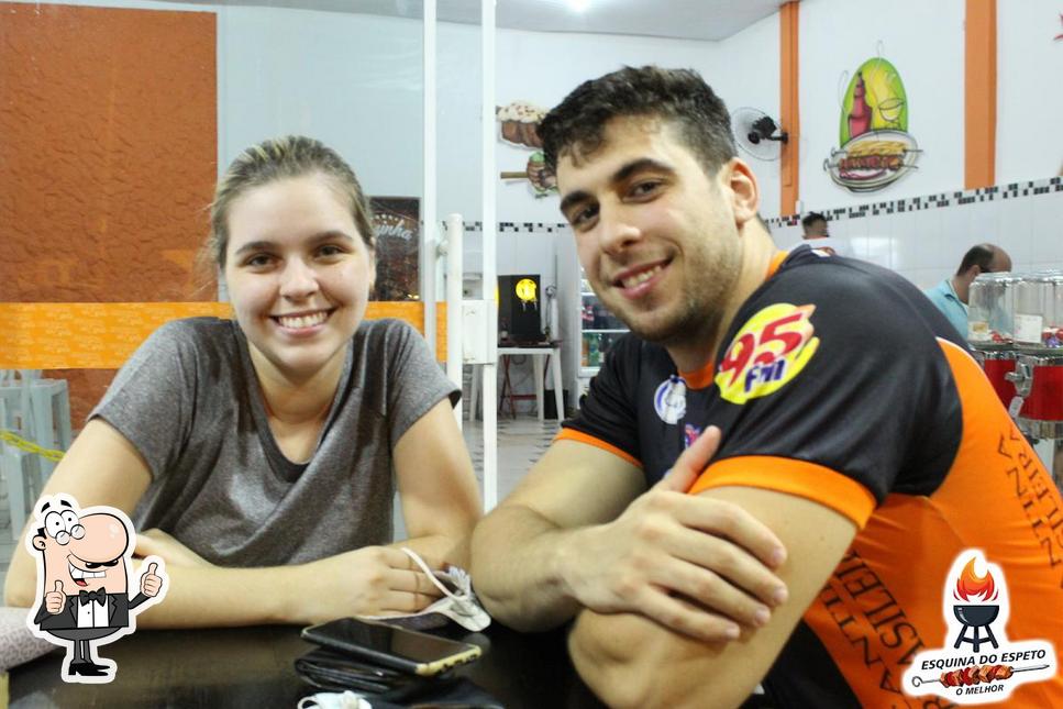 See this picture of Esquina do Espeto