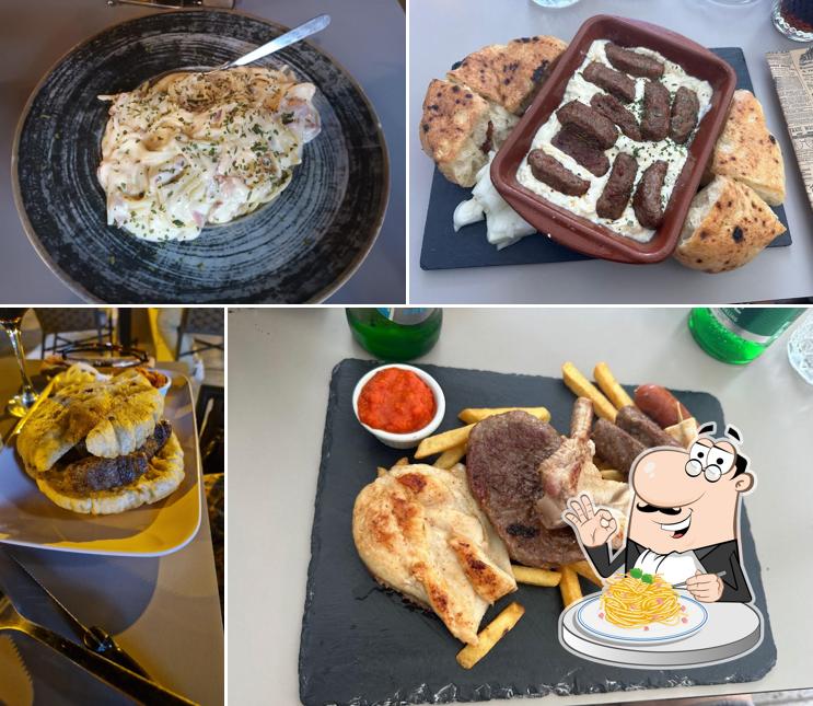 Nikis Street Food Cafe