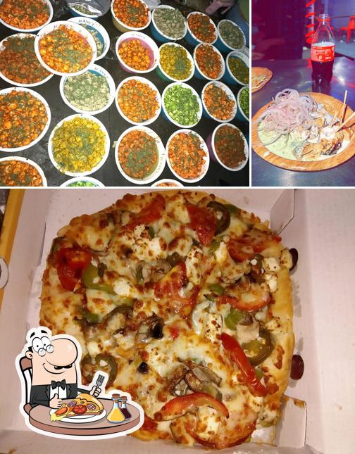 Pick pizza at Sethi Snacks Corner