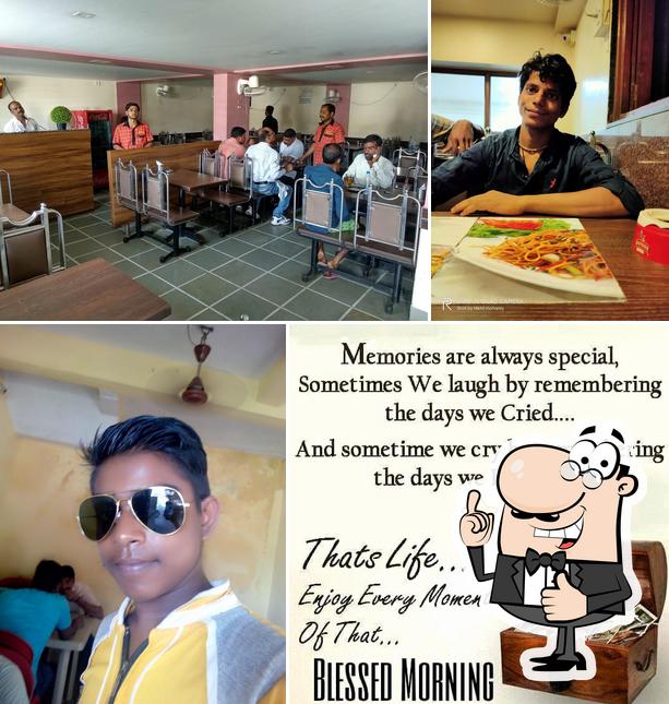 Shruti Restaurant and Bar