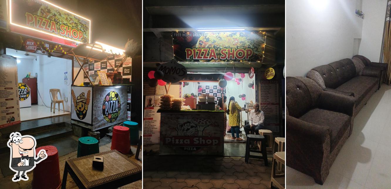 The interior of Pizza shop