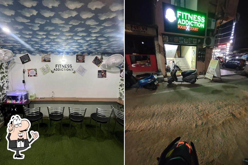 The interior of Fitness addiction food court