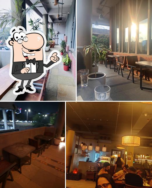 The interior of BACK TO SOURCE - Organic Food Restaurants, Coffee & Bakery