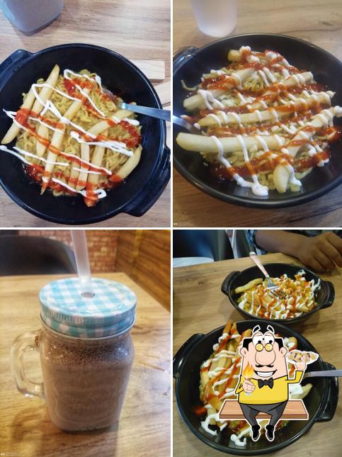 Try out seafood at Cafe Burgerin