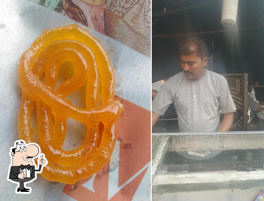 Here's an image of Samosa, Kachori And Jalebi Shop