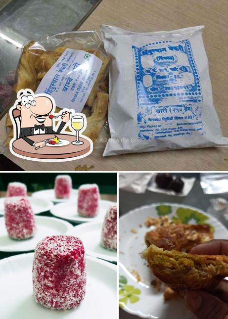 Food at Hindustan Bakery