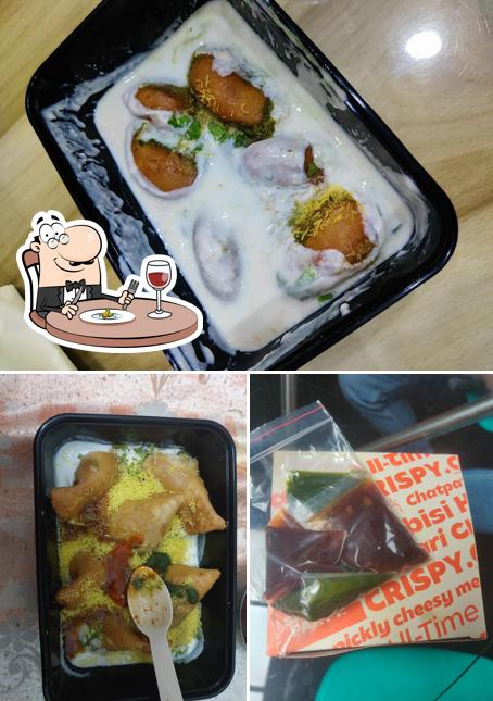 Meals at Samosa Party Indirapuram