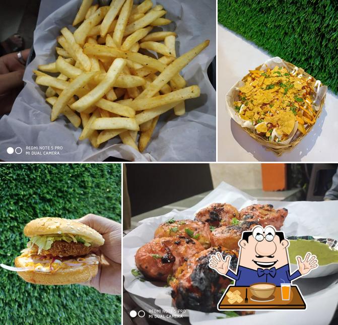 Meals at Mo Mo Mia!!