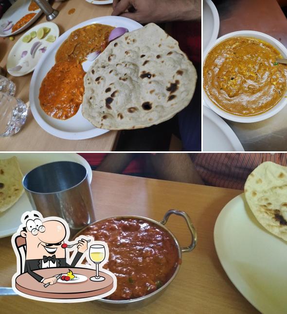Food at Manjunath Fastfood