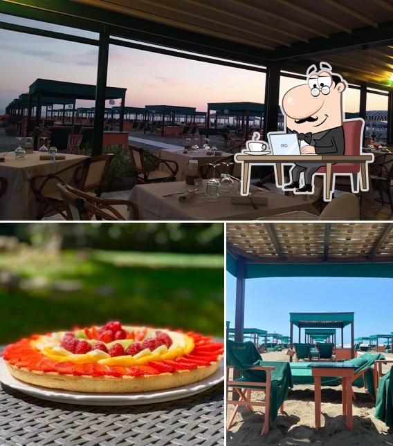 La interni e cibo del ristorante
