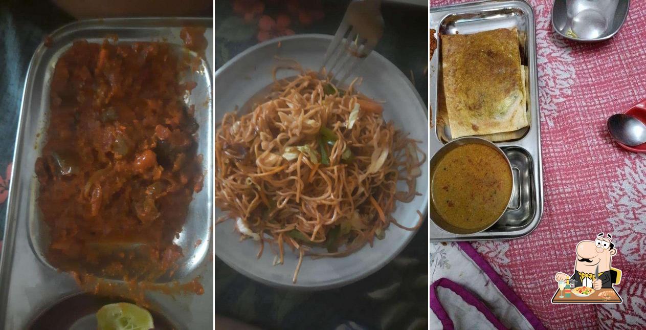 Pad thai at Shubh Shagun