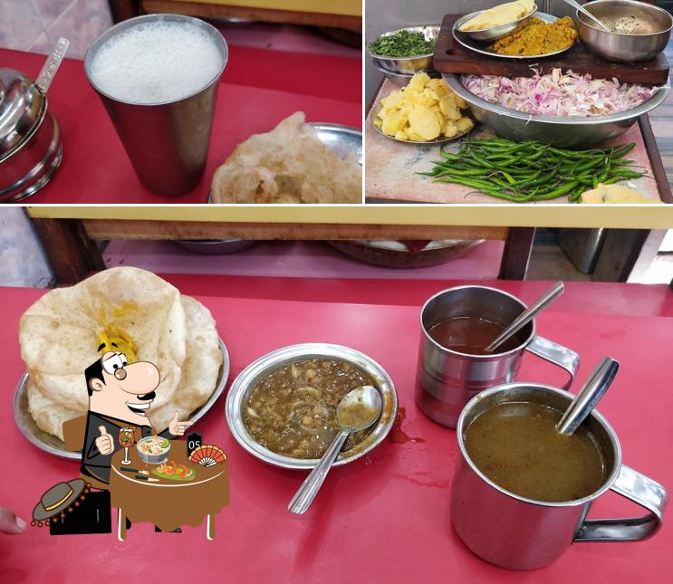 Among various things one can find food and beverage at Sharma Chat Shop