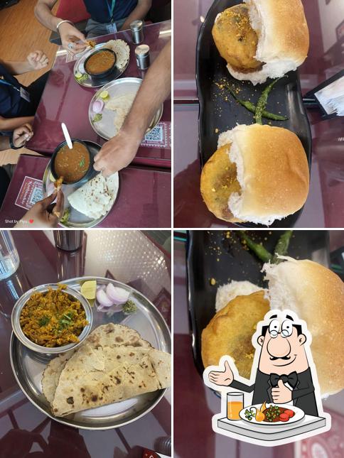 Food at Kothimbir