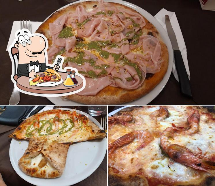 A Santa Chiara, puoi provare una bella pizza