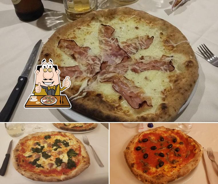 Prenditi una pizza a Santa Lucia