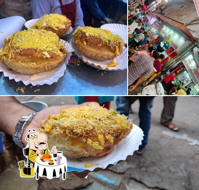 Pyarelal Kachoriwala is distinguished by food and interior