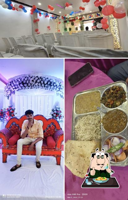 Food at Bollywood Tadka Restaurant