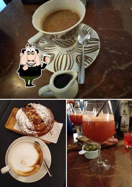 Goditi un drink a Caffè Pasticceria Carillon