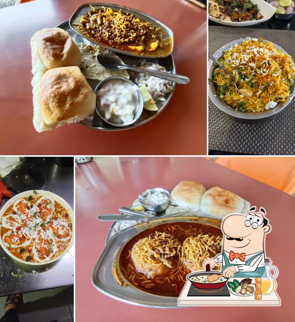 Fried rice at Vaishnavi Maharaja hotel Dange Chowk