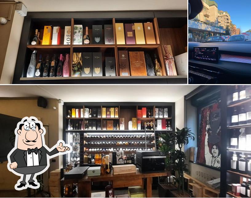 La foto di interni e esterno da Eureka Wine Bar Enoteca Catering