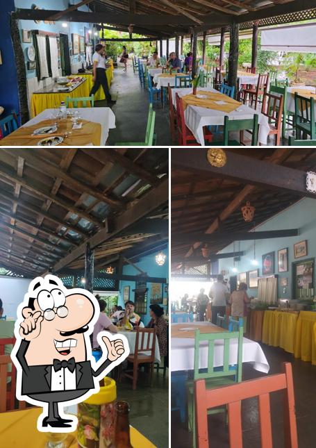 O interior do Restaurante Flor de Ipê