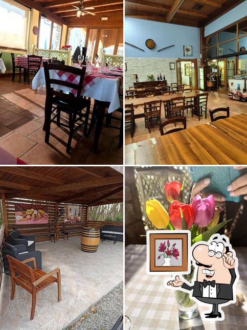 Siediti a un tavolo di Casarinivini Sas