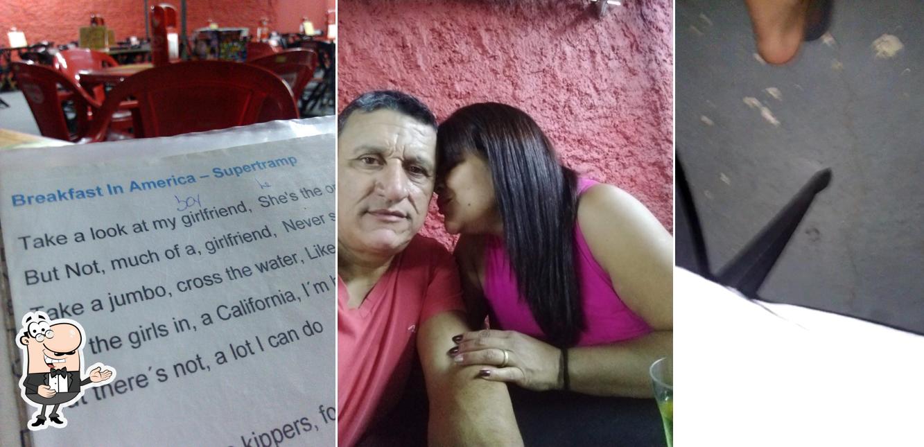 Look at this image of Espetinho do Robinho