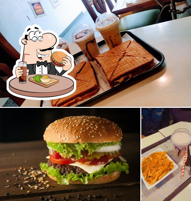 Hamburger at Hey Foodies