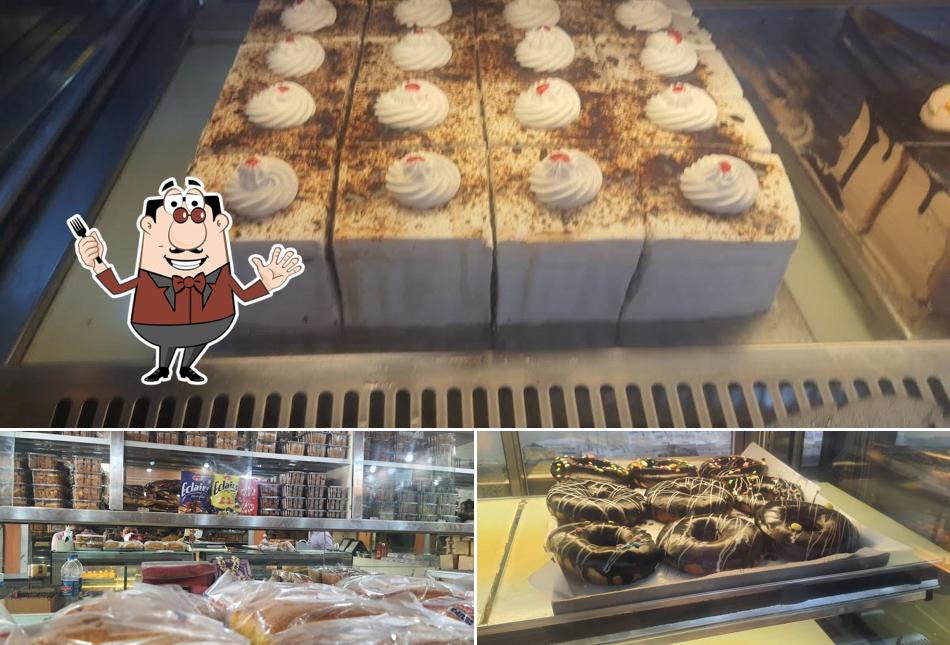 Food at Mayura Bakery