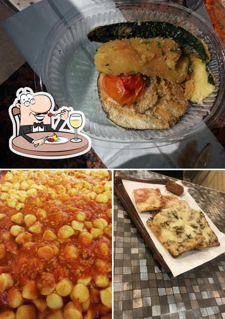 Platti al Pazzi Di Pizza