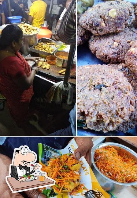 Food at Krishnappa Bajji Centre