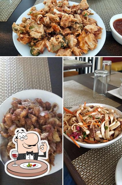 Food at Liu's Waldorf