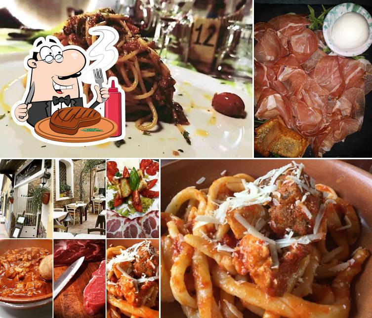 Prova i un pasto a base di carne a Porcavacca