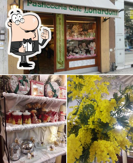 Vedi la foto di Pasticceria Lonardoni Giovanni